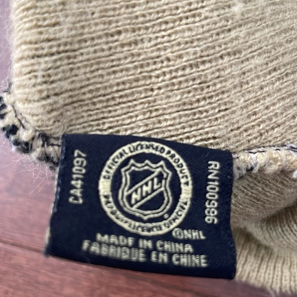 Pittsburgh Penguins NHL Squirt Squad toque - Picture 6 of 7